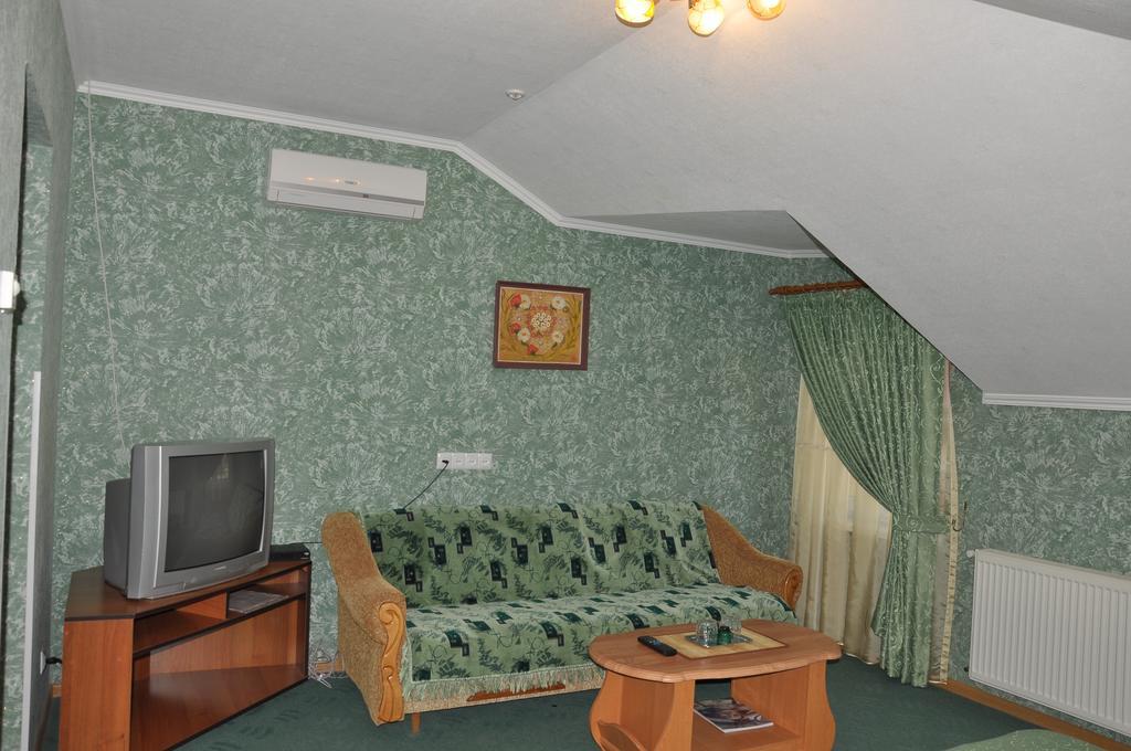 Focus Hotel Khust Rum bild
