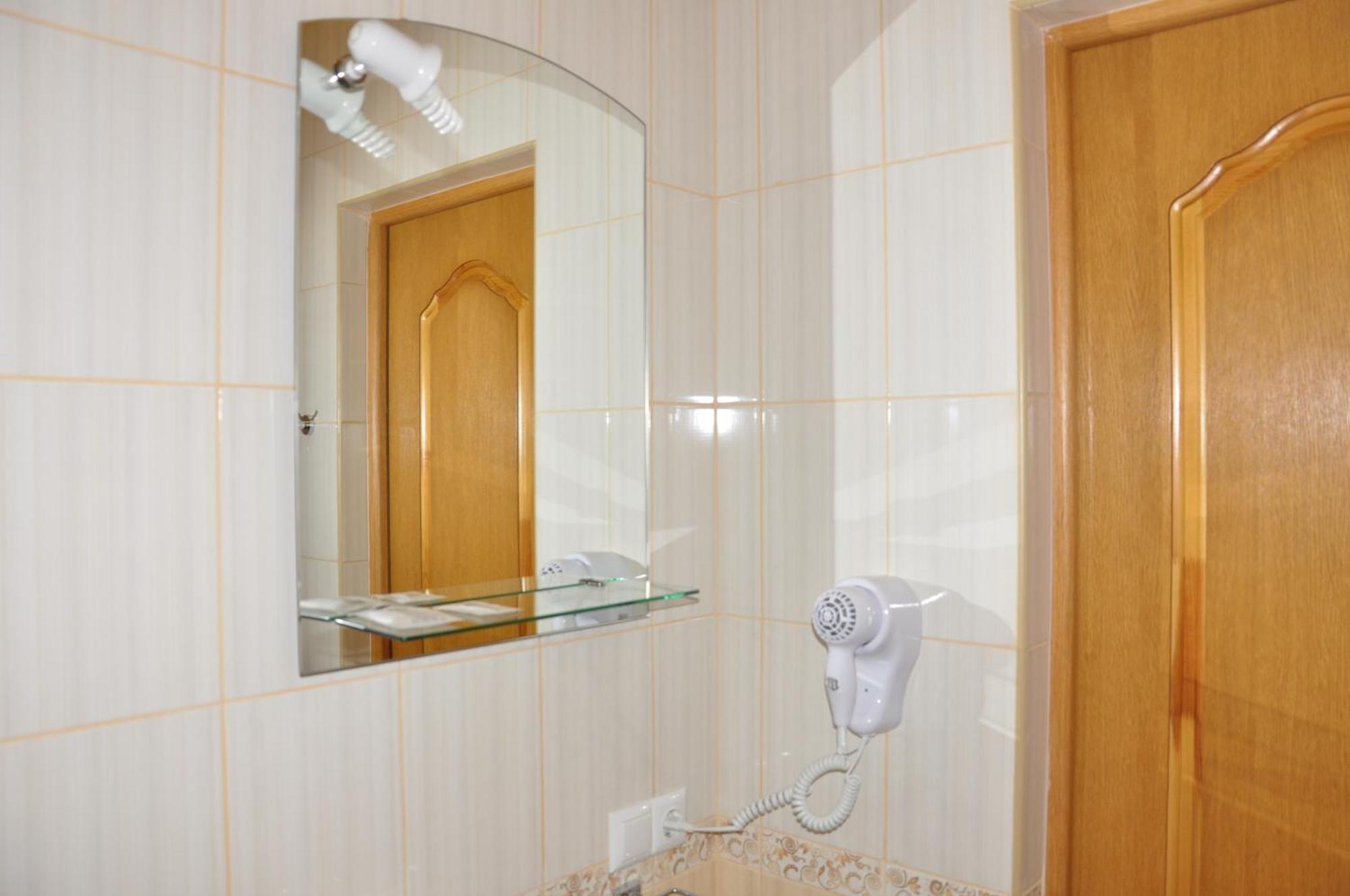 Focus Hotel Khust Rum bild
